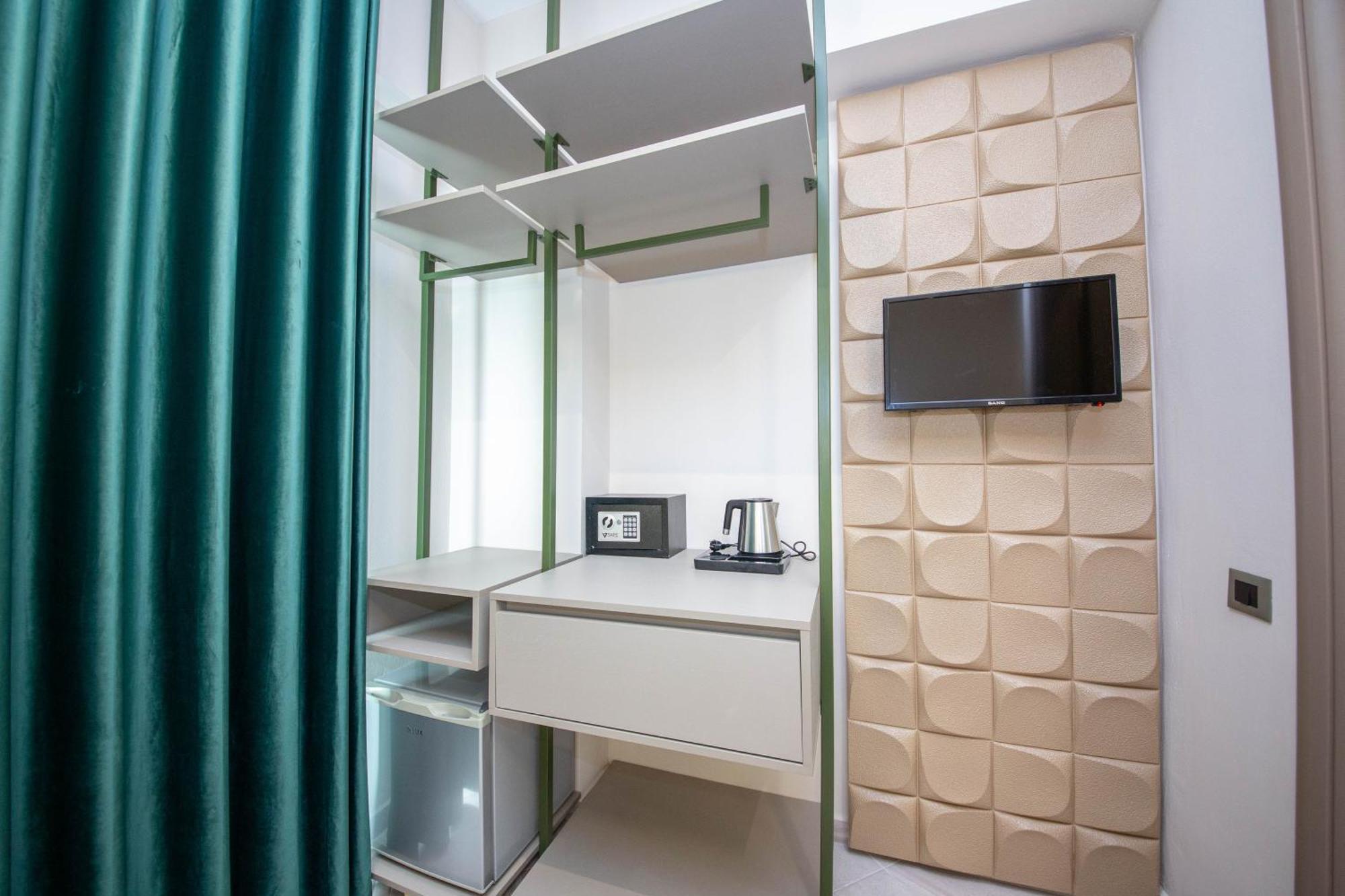Hotel Royal Radhimë المظهر الخارجي الصورة