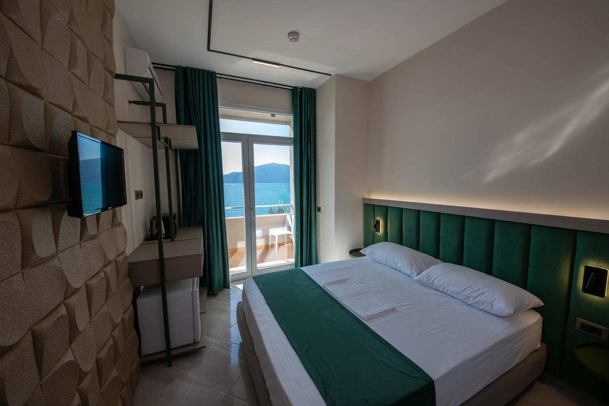 Hotel Royal Radhimë المظهر الخارجي الصورة