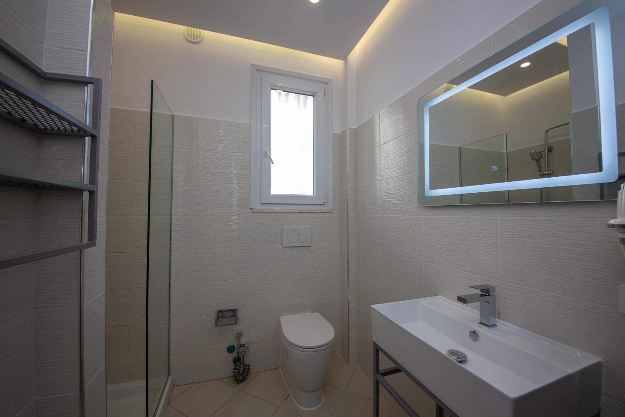 Hotel Royal Radhimë المظهر الخارجي الصورة